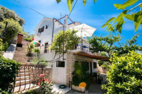 Apartments by the sea Bobovisca na Moru, Brac - 11901